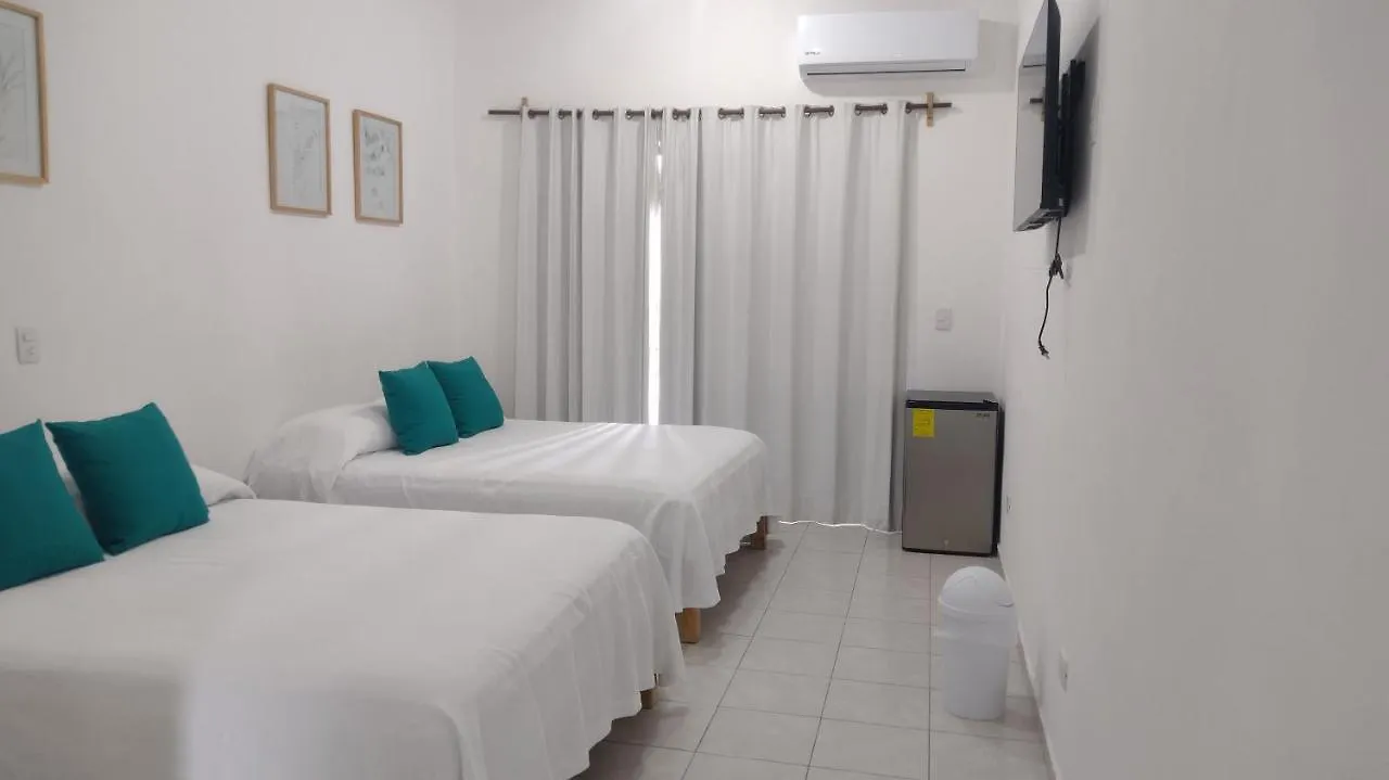 Tauch Cancun Centro Гостевой дом
